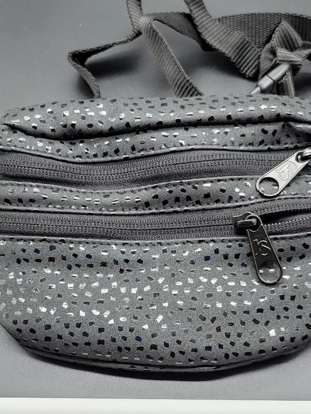 JanSport Hippyland Black Waist Pack Zip, Adjustable Strap, 2 Pockets